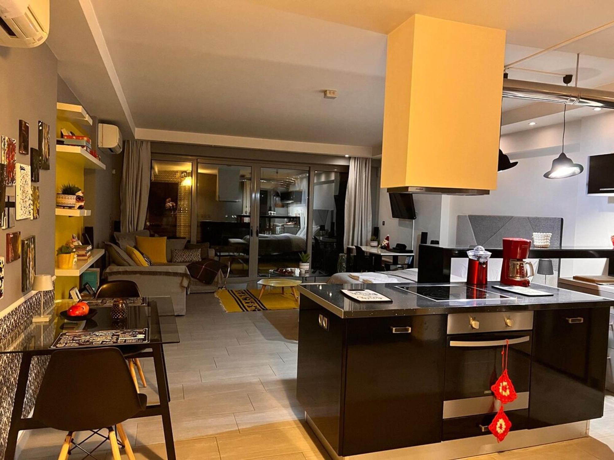 Stylish Boutique Loft With Private Balcony Leilighet Athen Eksteriør bilde